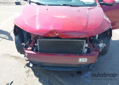 2017 Chevrolet Sonic Lt Auto z USA, uszkodzony, nr VIN 1G1JD6SB7H4112771